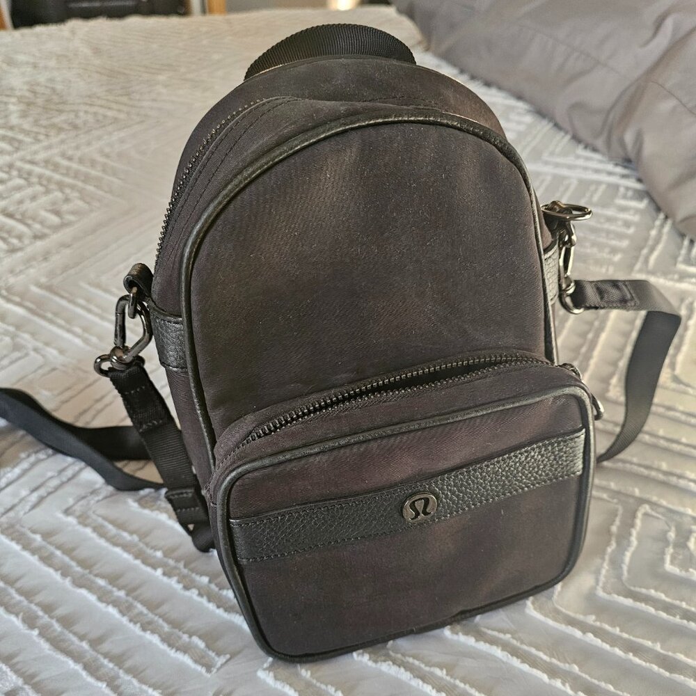 Lulu Lemon Now & Always Convertible Bag
